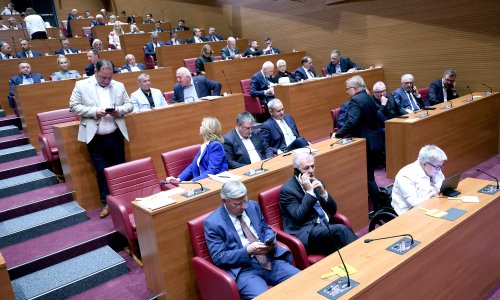 U Saboru žestoko o antifašizmu: 'Pokušavaju se prodati kao demokrati, a imaju dvostruka mjerila'