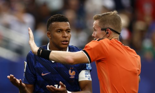 Igrači su čekali 131 minutu u svlačionici: Deschamps otkrio što se događalo iza kulisa