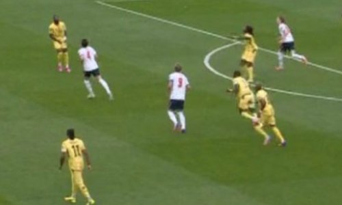 Svi su čekali što će Englezi napraviti s Gancem optuženim za silovanjem, a onda je režija baš u tom trenutku prekinula kadar