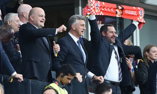 FOTOGALERIJA Pogledajte kako su Plenković, Šušnjar i Glavina navijali za Vatrene u Torontu