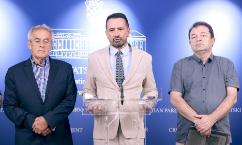 Peternel otvorio pitanje udžbenika: 'Govori li se dovoljno o Bleiburgu i Križnom putu?'