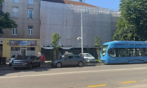 Zbog sudara u žutoj traci tramvaji stoje na Maksimirskoj: 'I tu treba barijere'