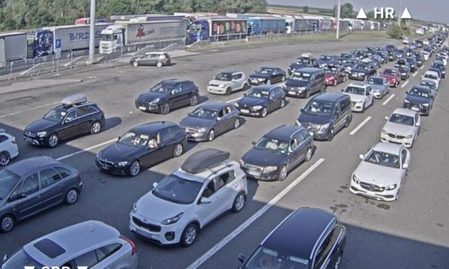 HAK javlja o kolonama i zastojima na autocestama i Jadranskoj magistrali: Evo detalja