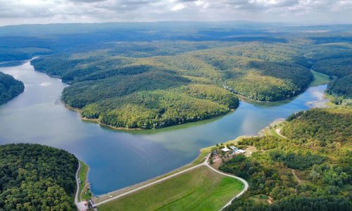 Drama kod Đakova: Muškarac nestao tijekom kupanja u jezeru Borovik, u tijeku potraga