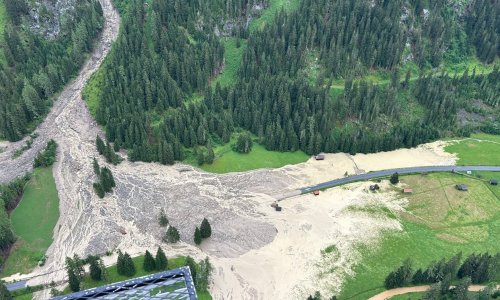 Drama u Austriji: 200 ljudi evakuirano nakon odrona blata