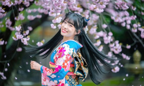 Tajna savršeno sjajne kose s Dalekog istoka: Japanski trikovi koje trebate uvesti u svoju beauty rutinu