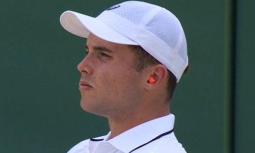 Tenisač iz BiH na Wimbledonu izgubio živce: Pogledajte što je u tom trenutku napravio njegov suparnik