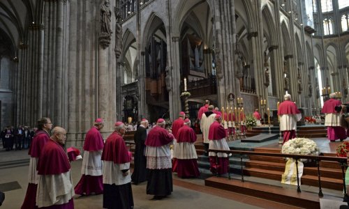 Kontroverzna odluka stupila na snagu: Za ulazak u katedralu sada treba platiti 12 eura