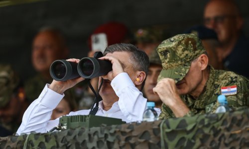 Pravni kaos u državnom vrhu: Je li ugrožen sustav zapovijedanja u HV-u?