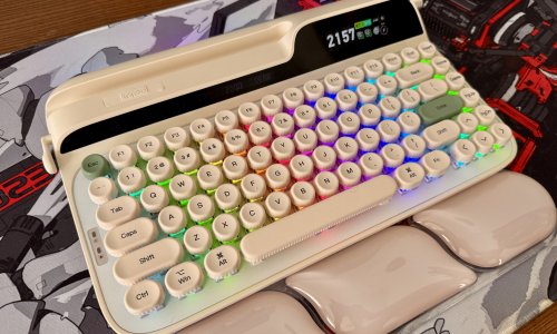 Pisaća mašina ili mehanička tipkovnica? Isprobali smo neobičan Epomaker Glyph