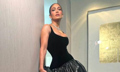 Najraskošnija gošća vjenčanja: Jennifer Lopez u savršenoj crnoj haljini i s opakim dijamantima
