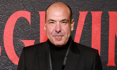 Izgleda neprepoznatljivo: Louis iz 'Suitsa' iznenadio dramatičnom fizičkom transformacijom