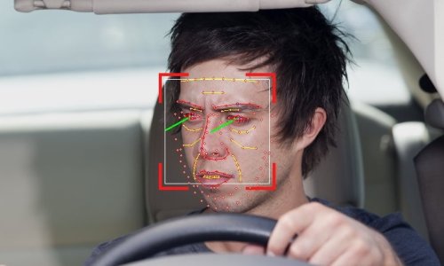 Od danas svaki novi automobil u Europskoj uniji ima kameru koja prati vozača