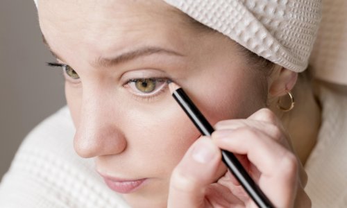 Nevidljivi eyeliner trik za gušće trepavice i mlađi izgled: Traje manje od minute, a potpuno otvara pogled