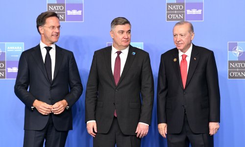 Stigle nove fotke Milanovića na samitu, otkriveno i s kime se zasebno sastao