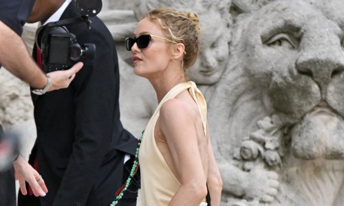 Boho chic na pariški način: Vanessa Paradis pokazala kako nositi najveći ljetni trend
