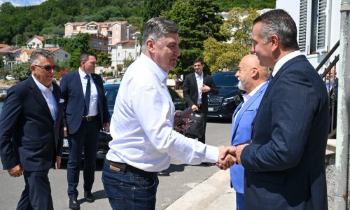 Milanović se sastao s Hrvatima u Crnoj Gori: 'Odnosi dviju država su dobri'