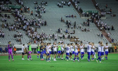 Poljud je pljeskom ispratio hajdukovce, a onda je s razglasa puštena Doris... Pogledajte reakciju navijača