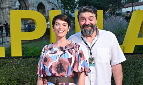Na otvorenju festivala: Goran Navojec i Marija Škaričić snimljeni u rijetkom zajedničkom izlasku