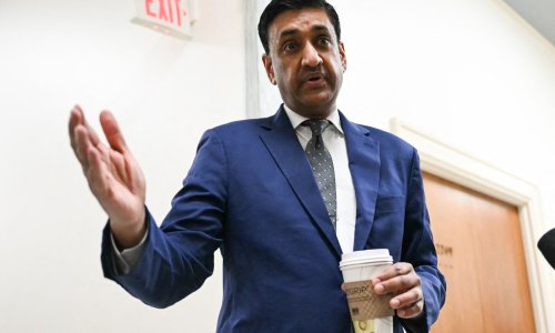 Drama na Zapadnoj obali: Izraelski doseljenici navodno sat vremena zadržavali američkog političara