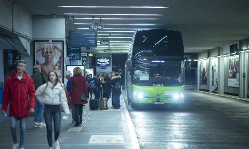Tri djevojke zaskočile Ruskinju čim je kročila na peron u Zagrebu: Imale su pakleni plan