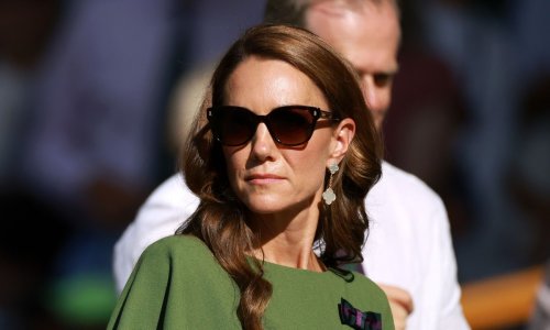 Kate Middleton nosi sunčane naočale koje stoje svima, a cijena će vas ugodno iznenaditi