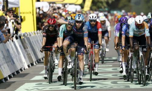Teška nesreća na Tour de Franceu; osmero gledatelja ozlijeđeno, dvoje teško