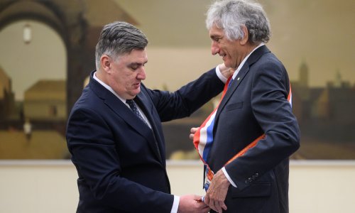 Milanović odlikovao dobitnika Nobelove nagrade za fiziku Johna Matthewa Martinisa