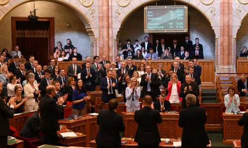 Mađarski premijer zaprijetio predsjedniku: Ostavka odmah ili za pet dana smjena
