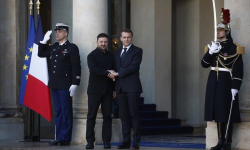 Macron: Kijev će proizvoditi francuske projektile, naručio je zrakoplove Rafale