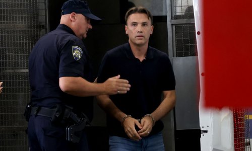 Stigle fotke: Dario Šimić u lisicama doveden u USKOK