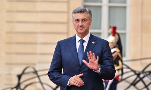 Plenković se javio iz Pariza: Otkrio o čemu je sinoć razgovarao s Vučićem