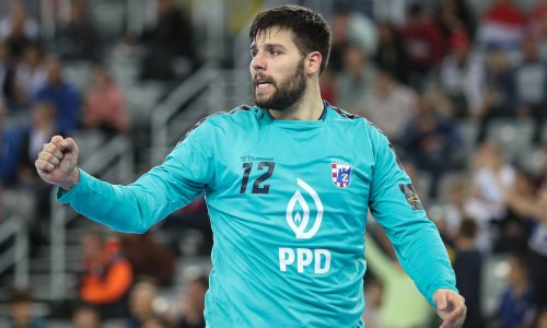 Rukometni reprezentativac Dino Slavić postao je otac: Podijelio slatku fotku iz rodilišta