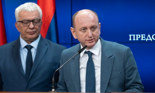 Žestok istup Milana Kneževića: Crna Gora je rob Hrvatske