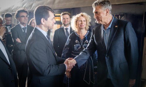 Europski čelnici stigli u Kijev: Pogledajte kako je izgledao dolazak Plenkovića