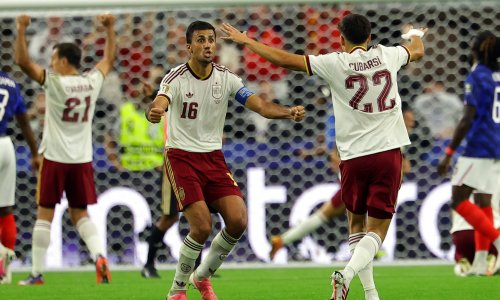 'Postoje veznjaci, a postoji i on. Dajte čudovištu Zlatnu loptu'