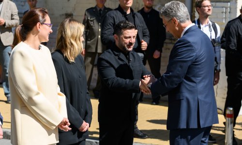 Europski čelnici stigli u Kijev: Pogledajte kako je izgledao dolazak Plenkovića