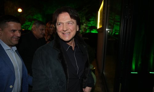 Zdravko Čolić stigao na Lastovo, a onda napravio nešto zbog čega svi dijele snimku