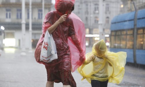 Narančasti meteoalarm! Vrućina se vratila, ali bit će nestabilno - Prijeti i neverin