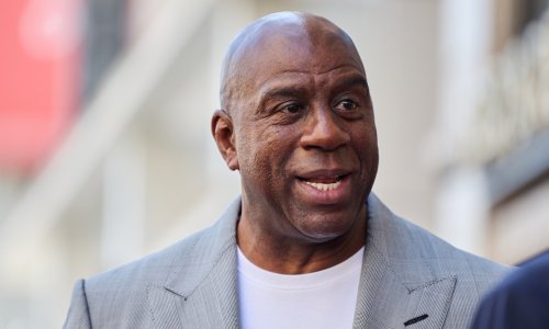 Susret košarkaških legendi: Magic Johnson i Dalibor Bagarić s obiteljima uživali u Crnoj Gori