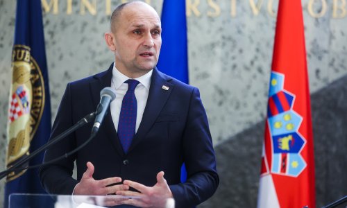 Anušić o Devčiću: 'Bit će udaljen s dužnosti i prekinut će mu se služba'