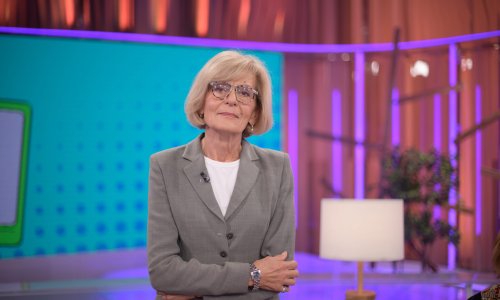 Rijetko pojavljivanje legendarne novinarke: Mirjana Rakić plijeni pažnju gdje god se pojavi