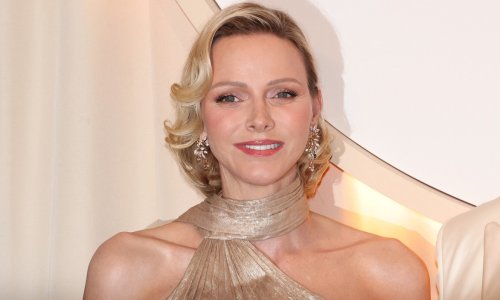 Pun pogodak princeze Charlene: Ova haljina pristaje svakom obliku tijela i izduđuje figuru