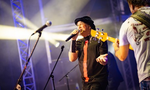 Legendarni hitovi odzvanjat će Stradunom: Plavi orkestar stiže na doček 2027.