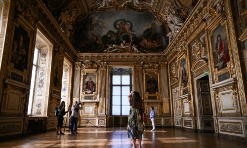 FOTO Louvre ponovno otvorio slavnu galeriju nakon spektakularne pljačke