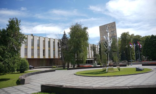 Republika Srpska: Bošnjački zastupnici pokušat će spriječiti zabranu zastave s ljiljanima