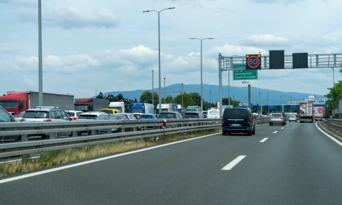 Gužve u prometu: Kolone na autocestama, najviše problema na A1 i A3