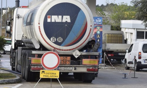 Ina se oglasila o ograničenju točenja goriva