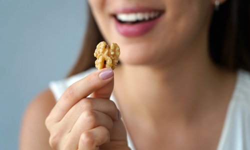 Dermatologinja tvrdi: Četiri vrste namirnica mogu prirodno potaknuti stvaranje kolagena