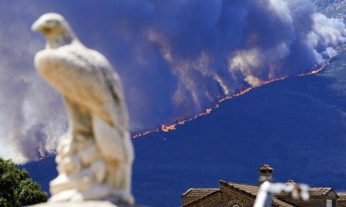 Požari haraju Francuskom i Španjolskom: Preko 160 tisuća evakuiranih